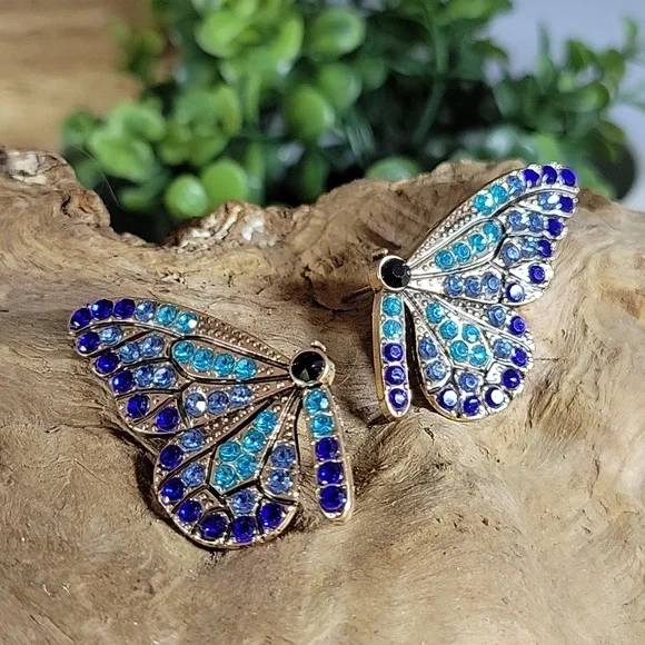 Mariposa Crystal Stud Statement Earrings - Picture 6 of 7